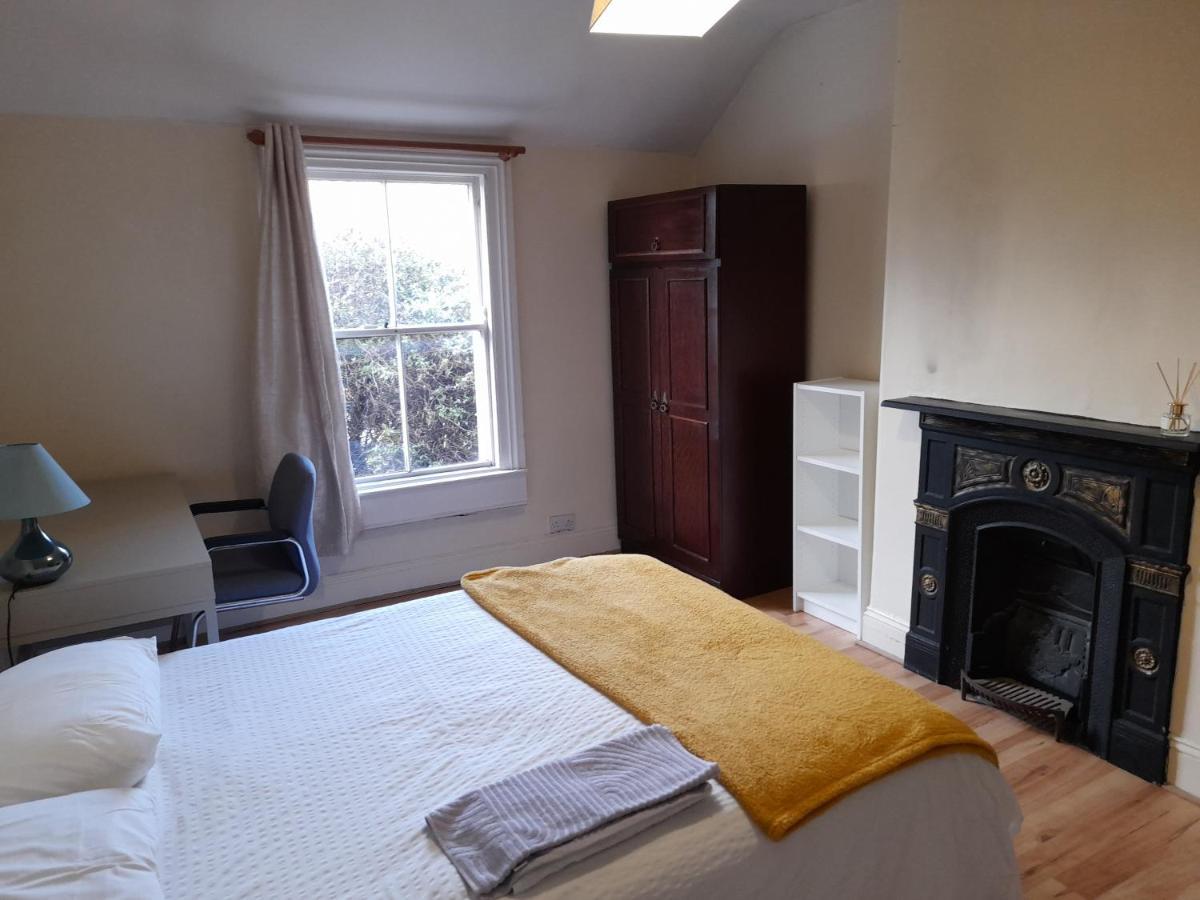 Annesley Park-Homestay Ap Dublin Exterior photo